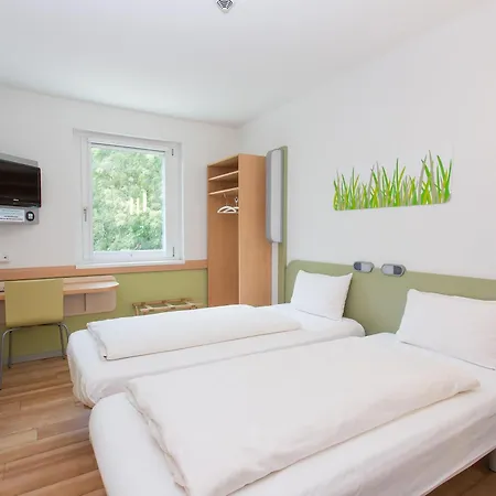 Ibis Budget Hotel 2*