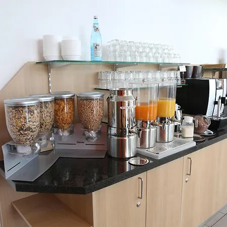 Hotel Ibis Budget 2*