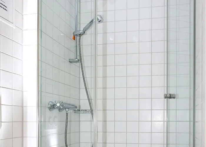 Ibis Budget Hotel 2*