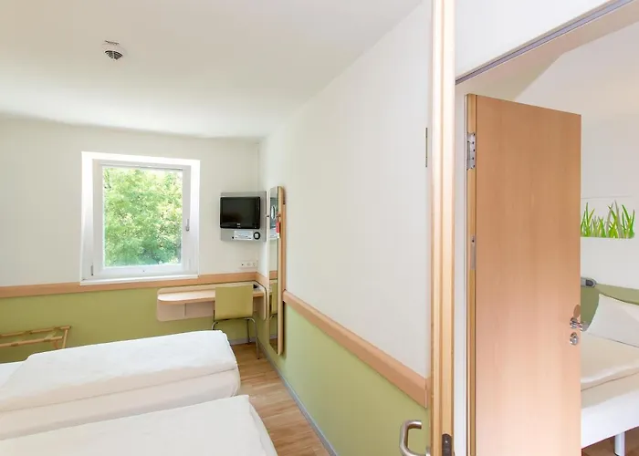 Ibis Budget Hotel 2*