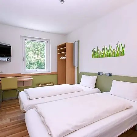 Ibis Budget 2*