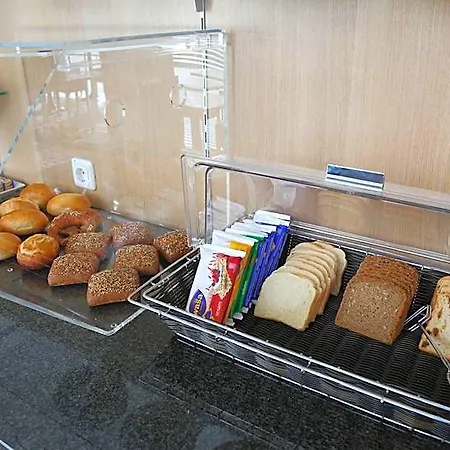 Ibis Budget 2*